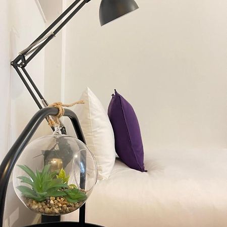 Central Located Two Bedroom Suite ブリストル エクステリア 写真