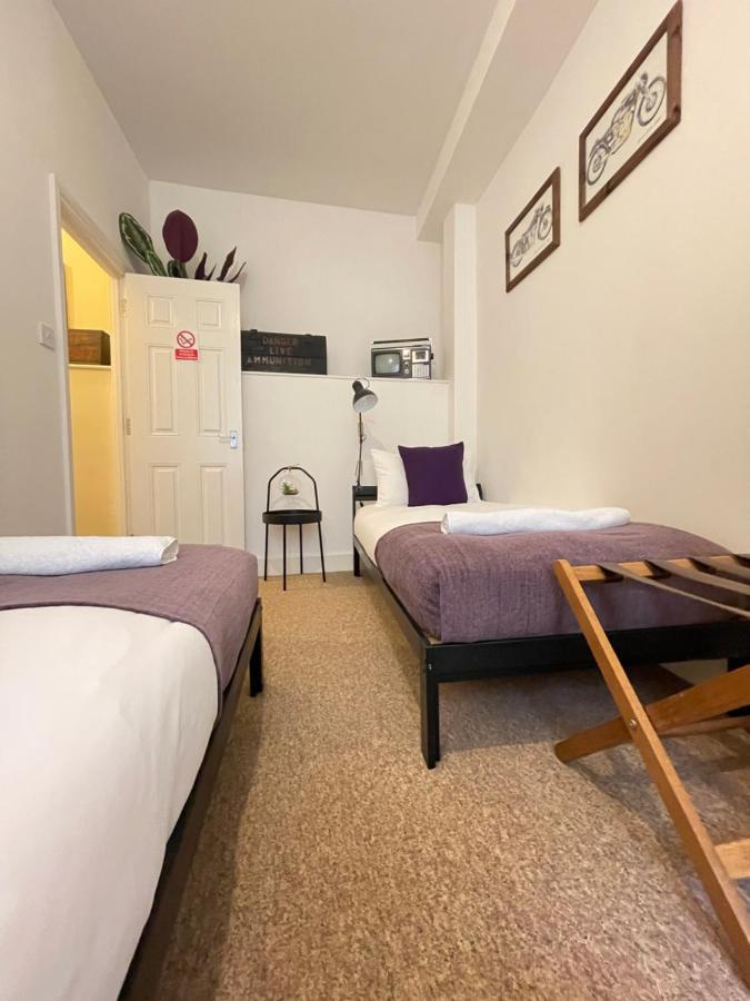 Central Located Two Bedroom Suite ブリストル エクステリア 写真