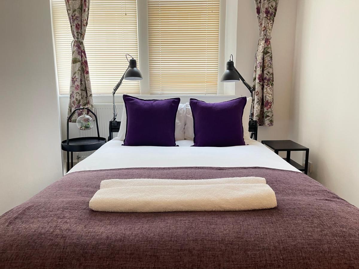 Central Located Two Bedroom Suite ブリストル エクステリア 写真