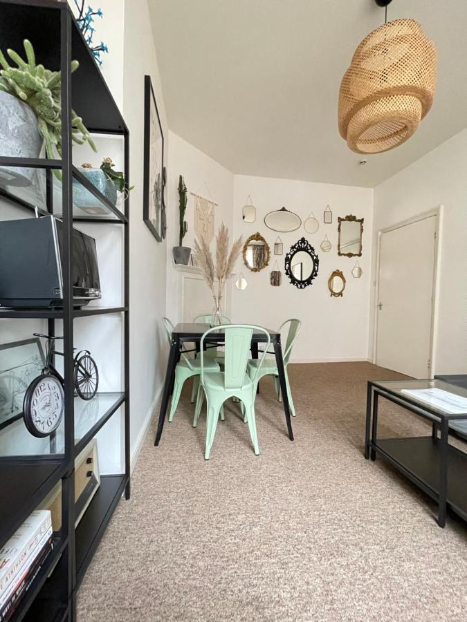 Central Located Two Bedroom Suite ブリストル エクステリア 写真